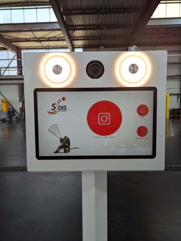 Louer un photobooth pour une journée portes ouvertes à Bourg en Bresse