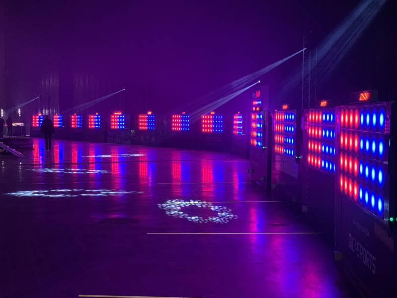 Animation de team building et séminaires en entreprise, original et fun Bourg en Bresse, Ain WIWALL