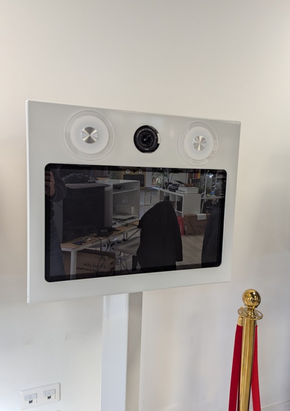 Animer son anniversaire grâce au photobooth Selfie One à Bourg-en-Bresse