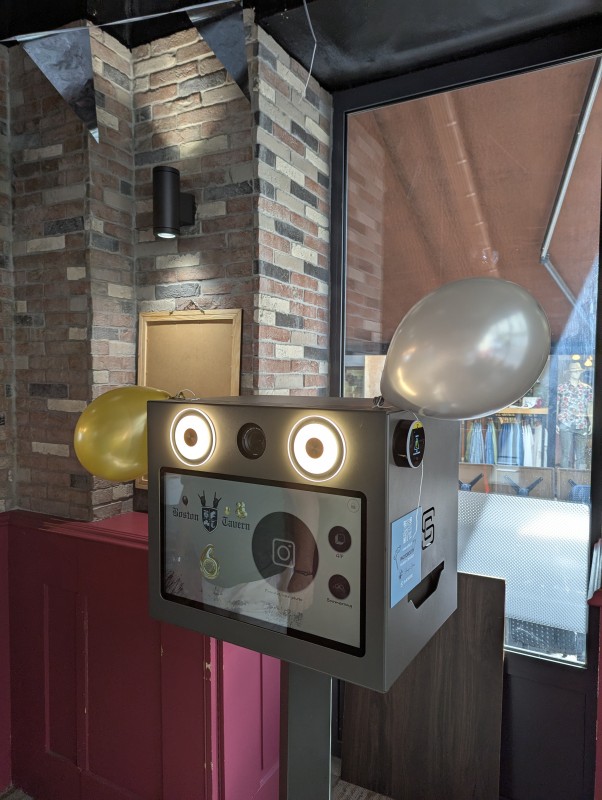 Borne photo avec GIF, Boomerangs et impressions à Bourg en Bresse et Mâcon